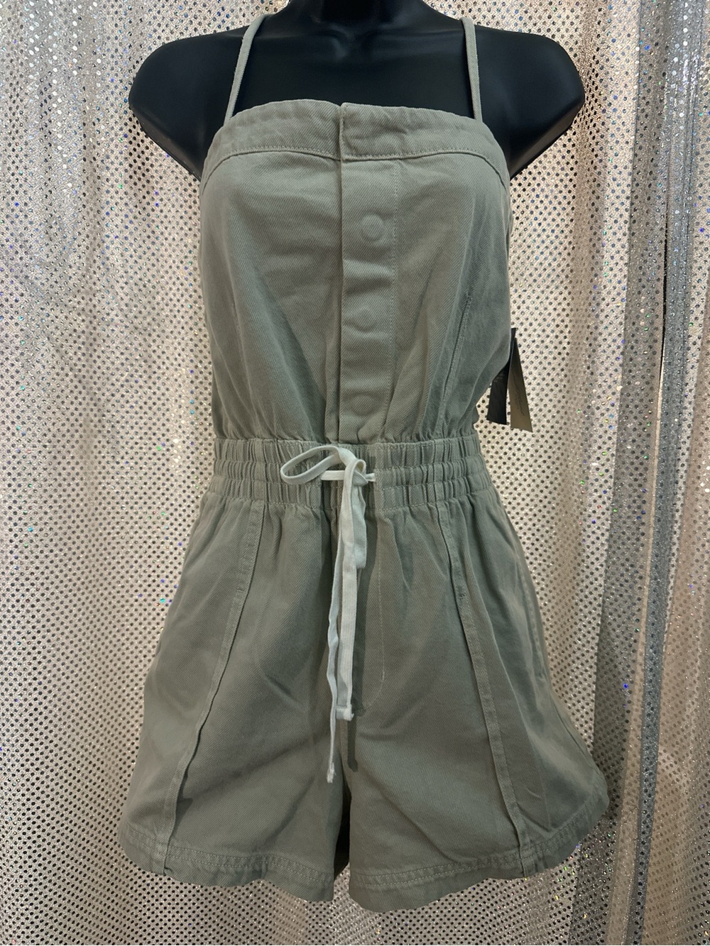 Universal Thread Khaki Green Drawstring Romper’s